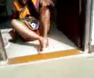 বিতর্ক: স্বর্ণকেশী মারিয়া হারিকেন আসবাবপত্র জন্য একটি বাংলা চুদাচুদি xxxx ঋণ গ্রহণ